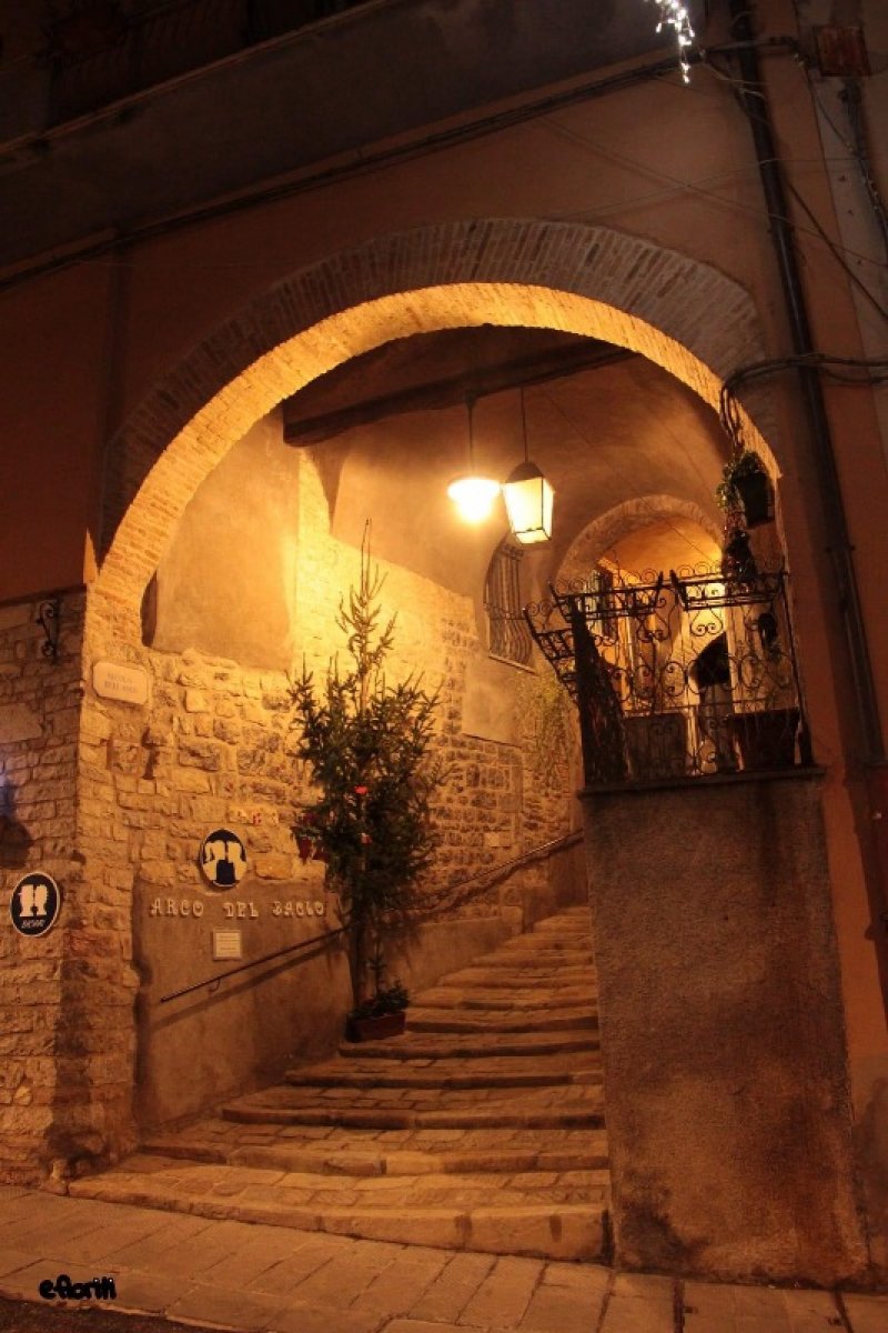 Gualdo Tadino porzione di casa a Perugia in Vendita