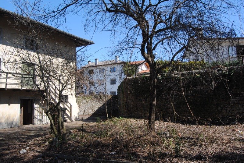 Loneriacco di Tarcento villa a Udine in Vendita