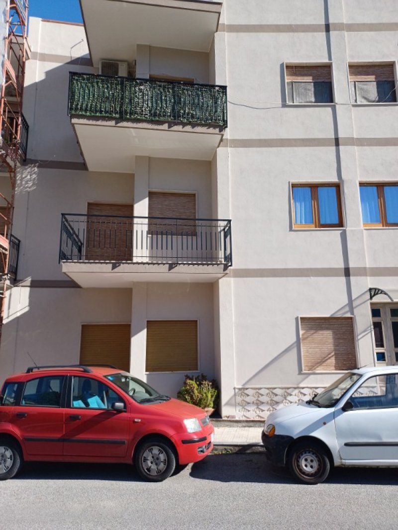 Villafranca Tirrena signorile appartamento a Messina in Vendita