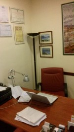 Annuncio affitto Vomero in studio professionisti stanza uso ufficio