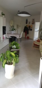 Annuncio vendita Rimini appartamento con garage e cantina