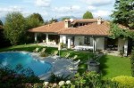 Annuncio vendita Cassago Brianza prestigiosa villa con piscina