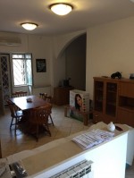 Annuncio vendita Roma appartamento nel piano rialzato di un villino