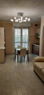 Annuncio vendita Albenga appartamento trilocale