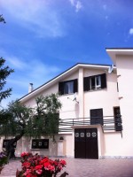 Annuncio vendita Mompeo villa in campagna