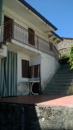 Annuncio vendita Casa con cascina e portico in Valtidone