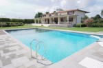Annuncio vendita Villa singola ubicata a Pietrasanta