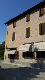 Annuncio vendita Modena casa colonica