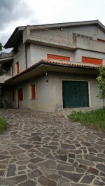 Annuncio vendita Castiglione Messer Raimondo casa singola