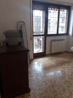 Annuncio affitto Roma stanza uso ufficio in appartamento