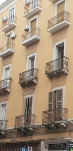 Annuncio vendita Taranto appartamento da ristrutturare