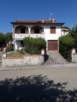 Annuncio vendita Castelnuovo di Val di Cecina villa