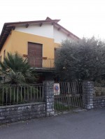Annuncio affitto Lucca appartamento con cortile