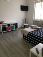 Annuncio vendita Parma stanze in appartamento ristrutturato