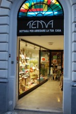 Annuncio affitto Trieste locale commerciale con ampie vetrine