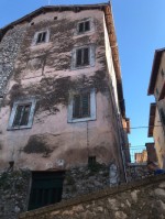 Annuncio vendita Montelanico palazzetto sulle mura del castello