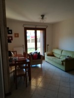 Annuncio vendita Udine appartamento con giardino garage e cantina