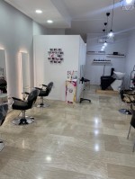 Annuncio vendita Roma negozio di parrucchiere ed estetista