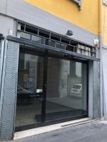 Annuncio affitto Reggio Emilia negozio ristrutturato